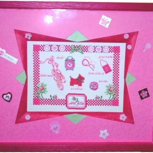 Broderie rose girly